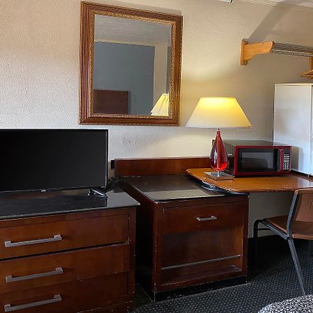 Hotel O Tallassee Hwy 14 Extérieur photo